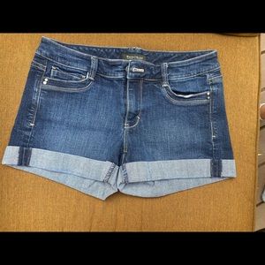 WHBM Blanc Denim Shorts Size 4